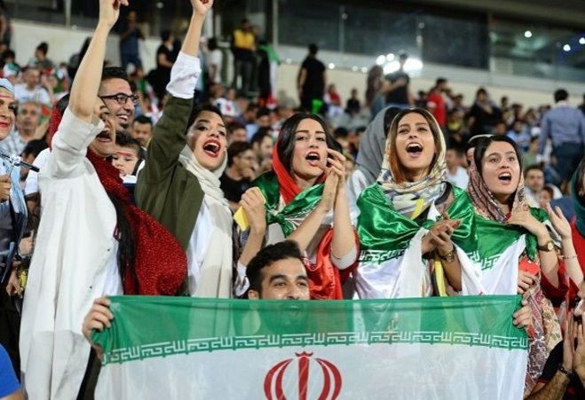 Iranian Women in Azadi